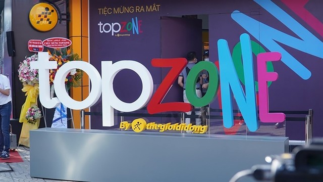 Lần đầu tiên Thế giới di động đóng cửa bớt TOPZONE -chuỗi từng được kỳ vọng vươn lên thống trị trong số các nhà bán lẻ của Apple tại Việt Nam - Ảnh 2.