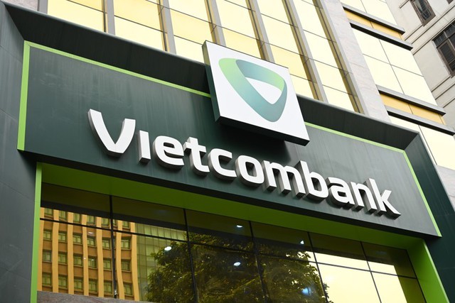 Người dùng Vietcombank chú ý: Ngân hàng thay đổi dịch vụ SMS Banking từ ngày 1/1/2024 - Ảnh 1.