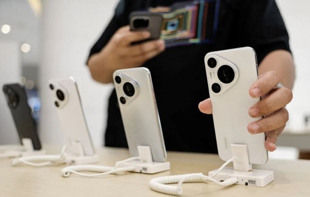 Chiếc điện thoại có bộ camera 'na ná iPhone Pro', giá chỉ 760 USD của Huawei khiến đế chế Apple lao đao - Ảnh 2.