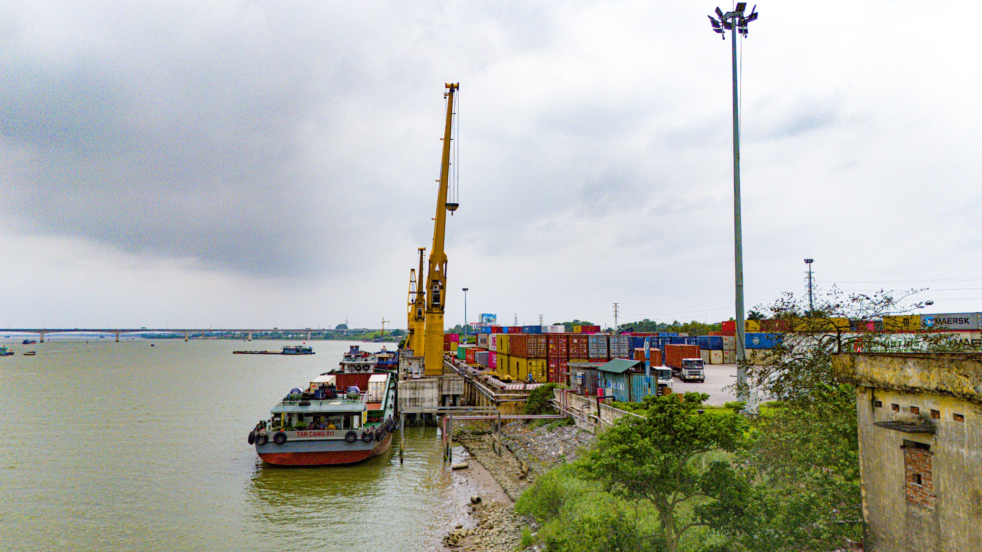 Loại hình vận tải siêu rẻ chỉ bằng ¼ đường bộ, ½ đường sắt, tốn chưa đến 2% vốn đầu tư nhưng vận chuyển đến 18% hàng hoá của Việt Nam- Ảnh 7.