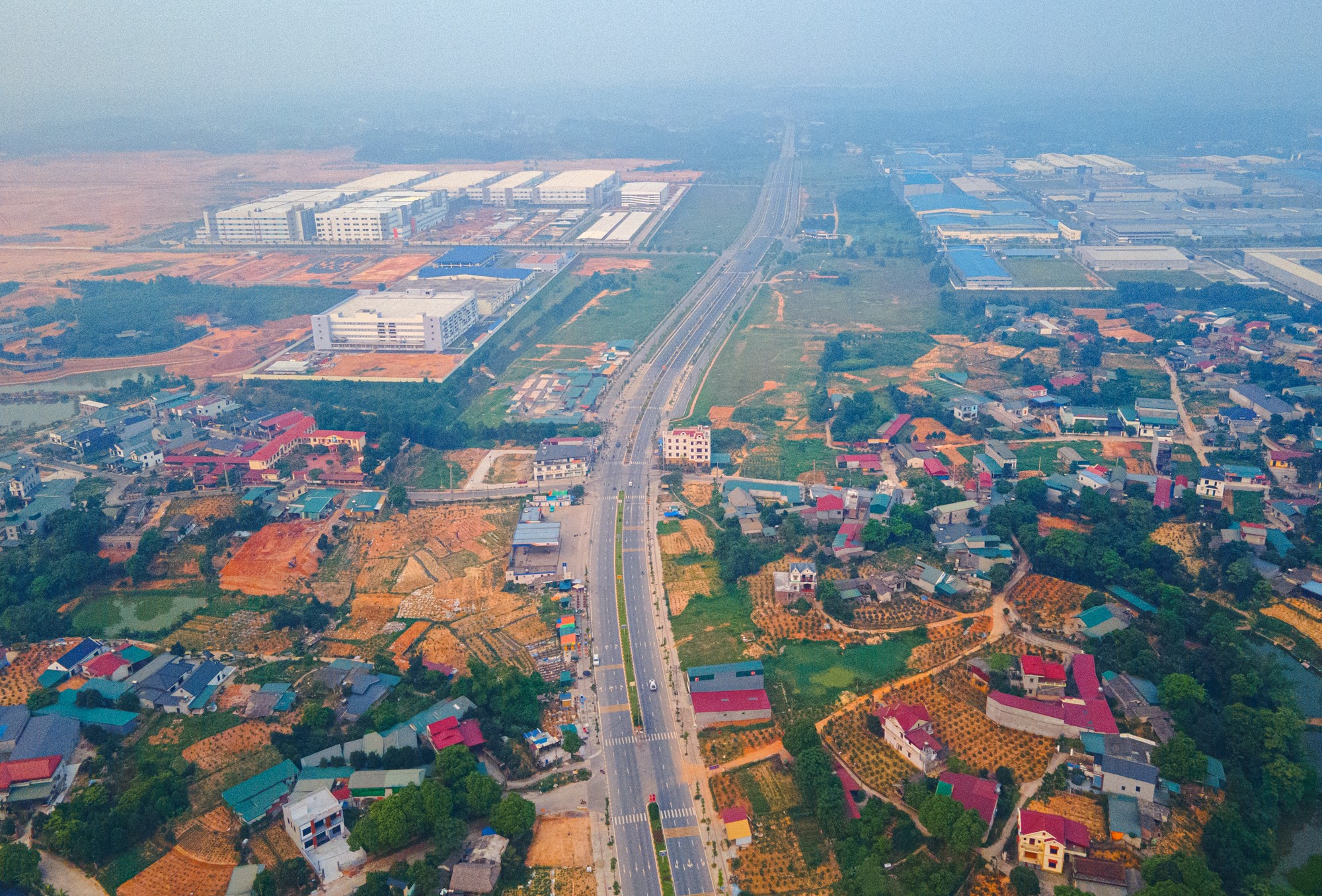 Thị xã lâu đời nhất Việt Nam là giao điểm của 4 đường cao tốc, có khu công nghiệp rộng gần bằng quận Hoàn Kiếm, sẽ lên thành phố sau vài năm nữa- Ảnh 5.