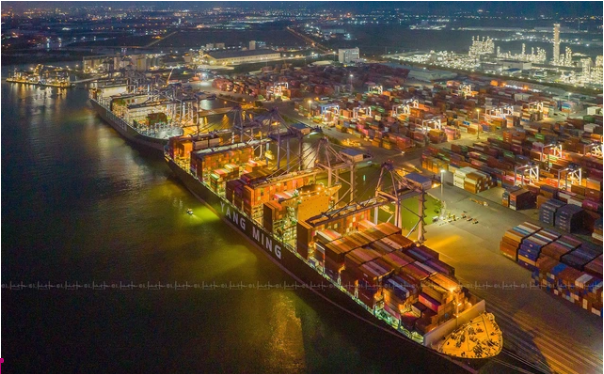 Tỉnh có cảng container nằm trong top 12 hoạt động tốt nhất thế giới muốn lên thành phố trực thuộc TW, trở thành trung tâm kinh tế biển- Ảnh 1.
