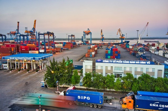 Công ty có tham vọng trở thành 'ông trùm' mới ngành cảng Hải Phòng dự chi gần 2.200 tỷ để 'ôm trọn' Nam Hải Đình Vũ- Ảnh 1.