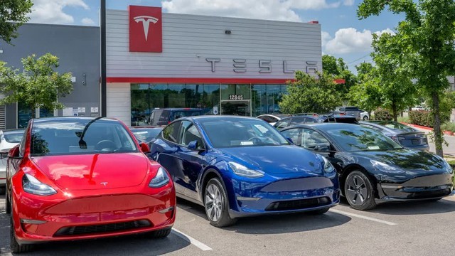 Lần đầu tiên trong lịch sử, Tesla ghi nhận doanh số sụt giảm 2 quý liên tiếp- Ảnh 1.