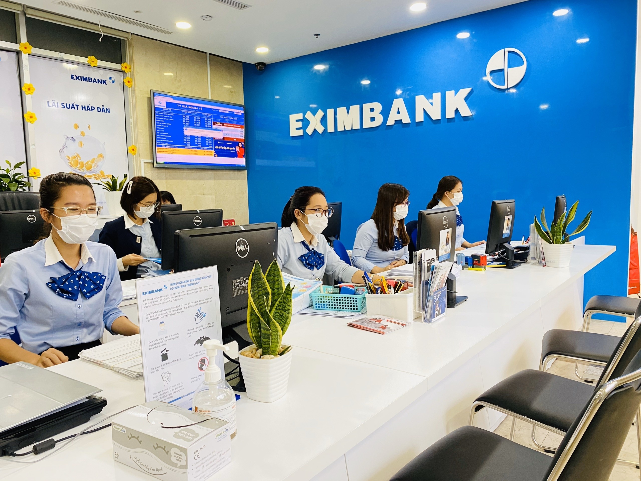 eximbank-va-mb-dieu-chinh-lai-suat-tiet-kiem-ngay-7-6-1717727697.jpg